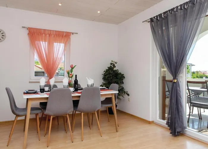Two-Bedroom Holiday Home In Orebic